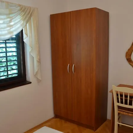 Διαμέρισμα Lady Iva Τρογκίρ